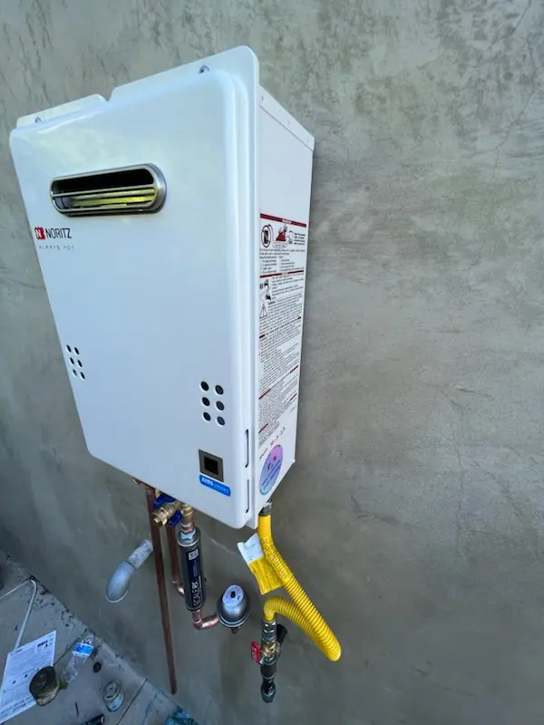 Tankless water heater installation for Hillandale homes